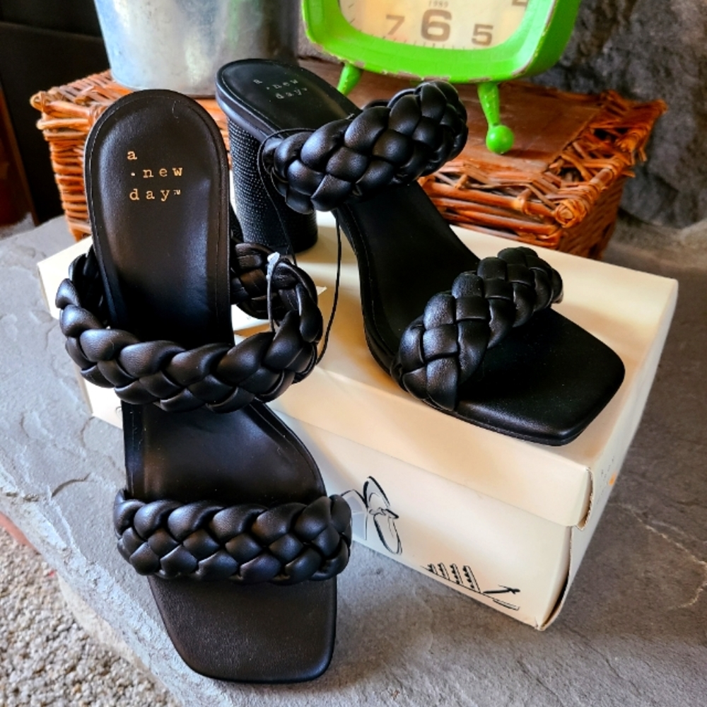 A New Day- Target Heels sz 7.5